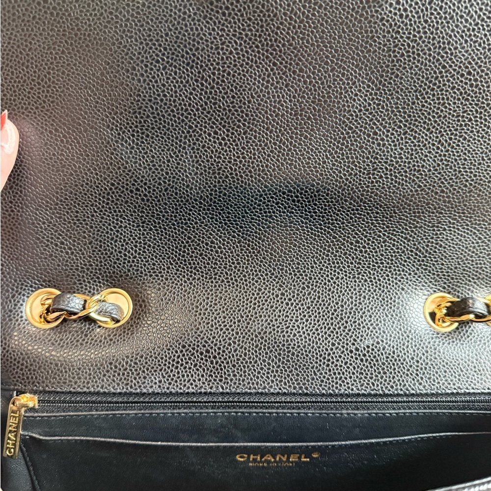 CHANEL Jumbo Black Quilted Leather Shoulder Bag with Gold Hardware - Picture 9 of 16